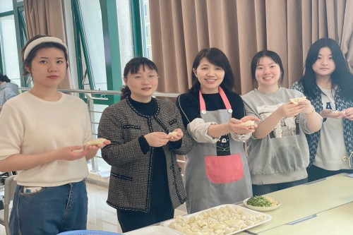 e33537f53867724beb1f015083c19cb_副本.jpg e33537f53867724beb1f015083c19cb_副本.jpg